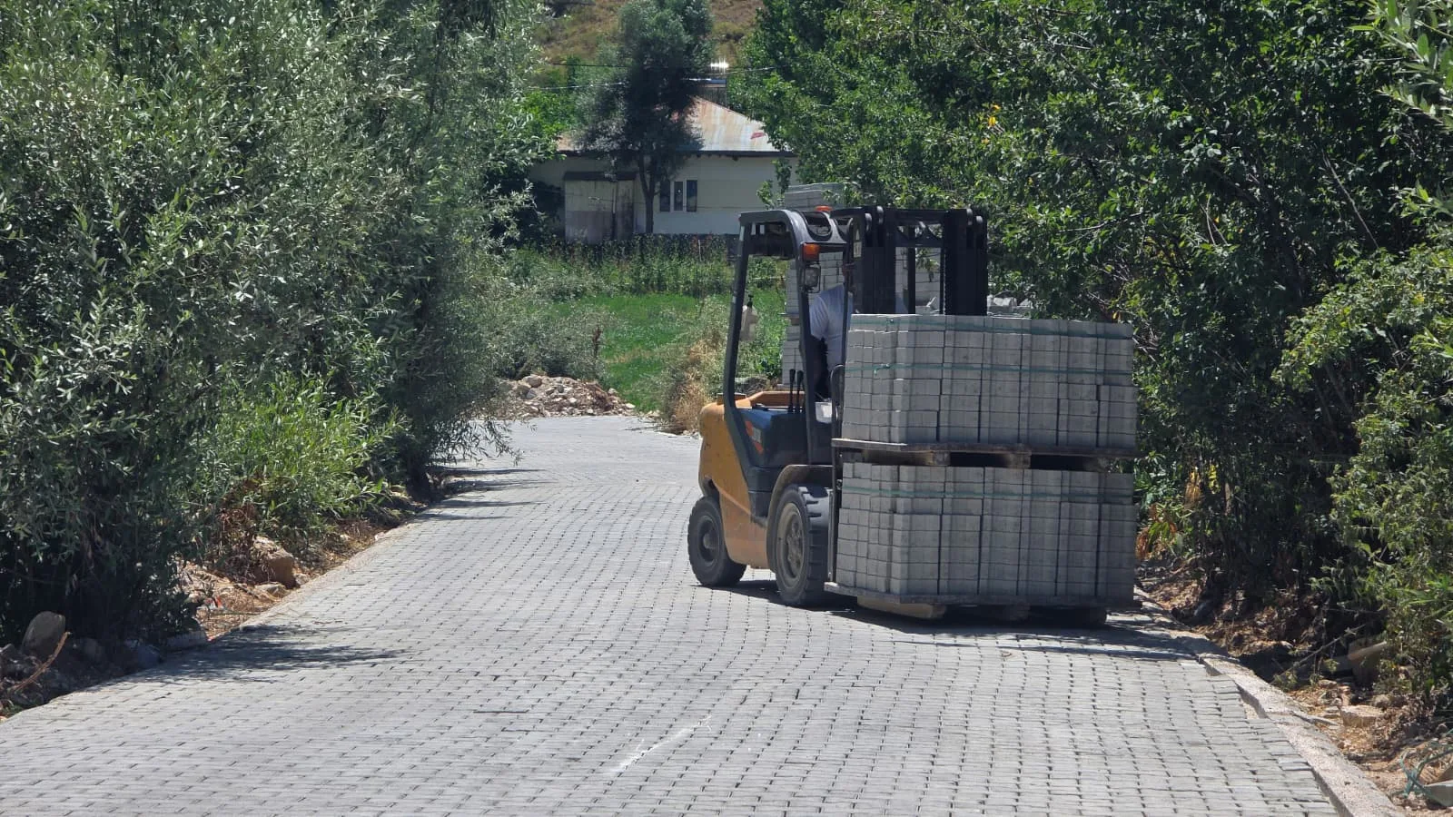 Göksun Kırsalında Ulaşım Konforu Yükseliyor