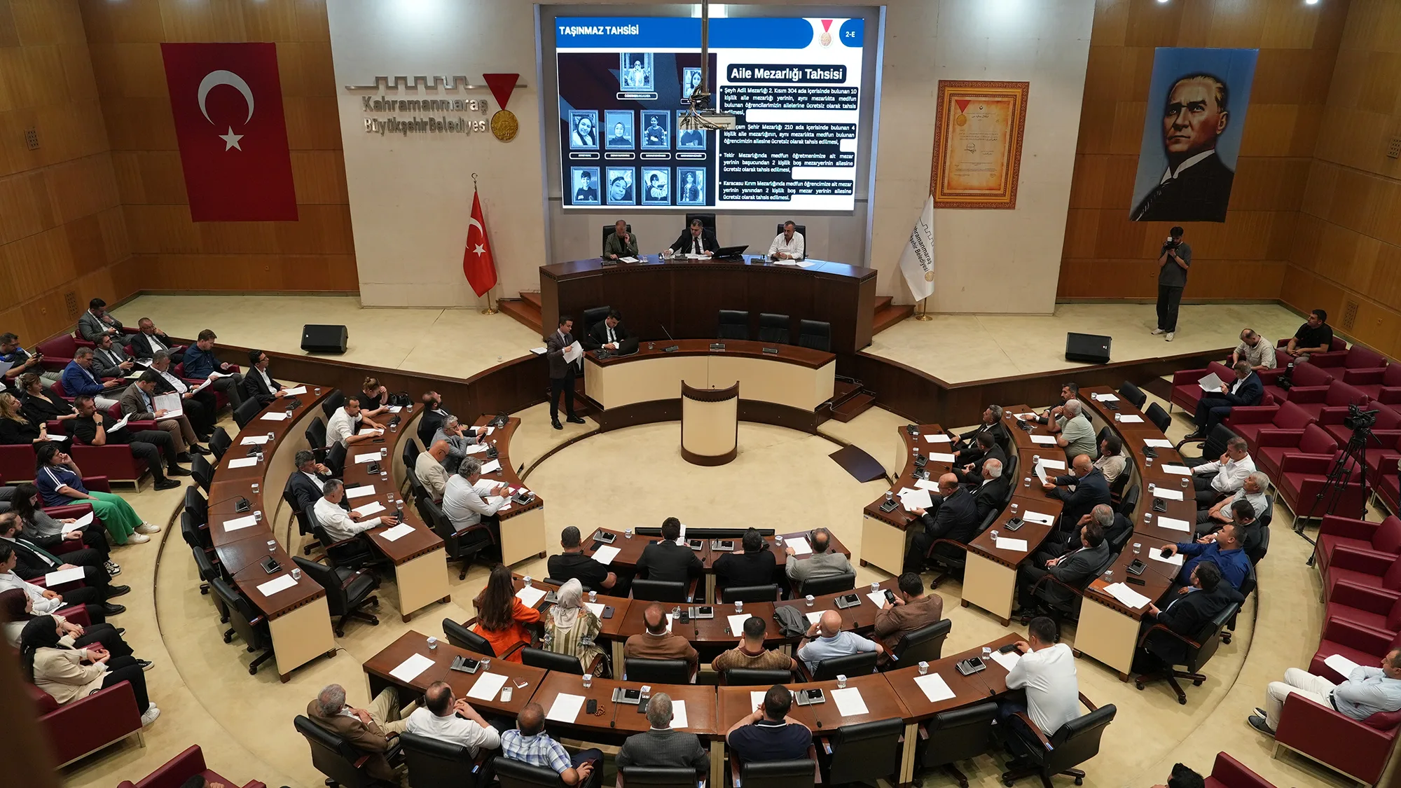 Büyükşehir Meclisi’nden 32 Maddelik Yatırım Paketi: Filoya Yeni Araçlar!