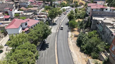 Kahramanmaraş Büyükşehir Belediyesi tarafından Nursultan Nazarbayev Bulvarı'nda ilk etap asfalt