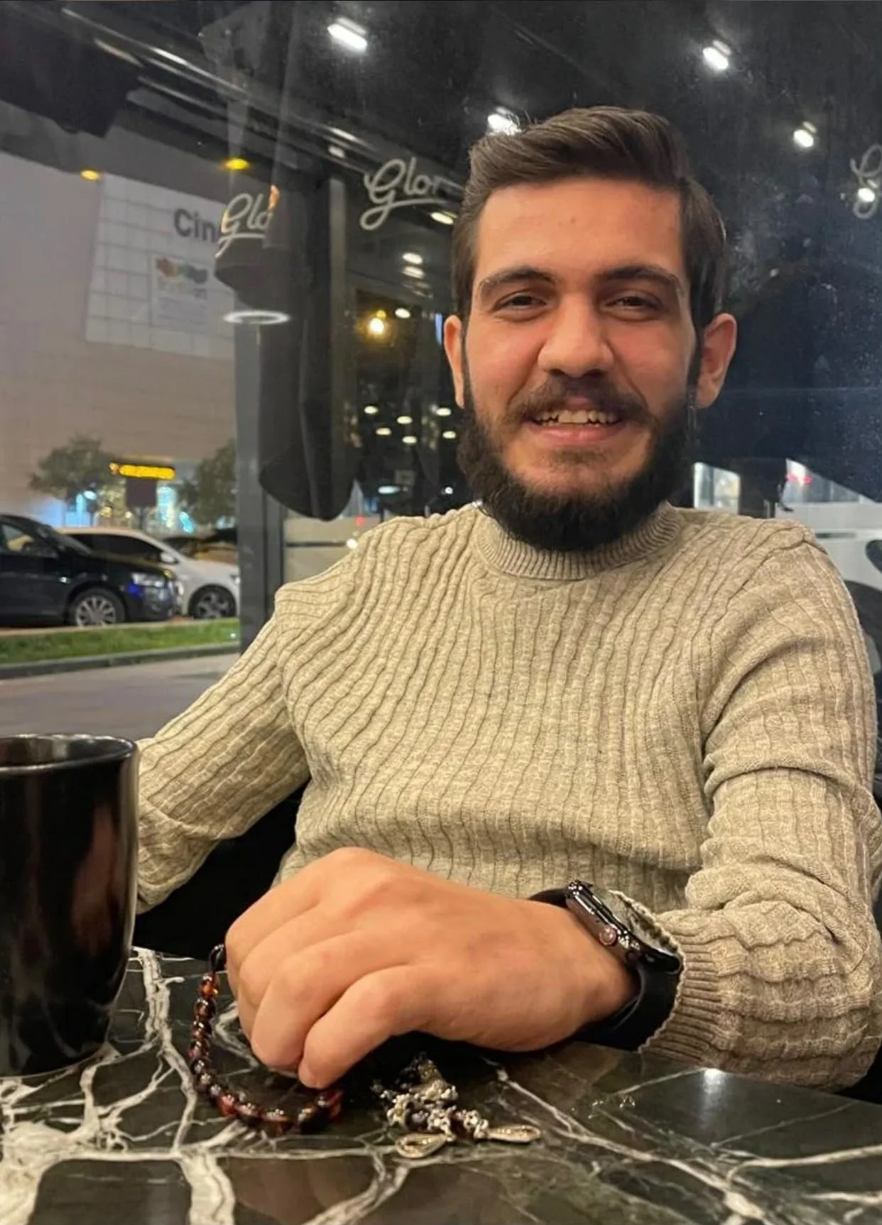 Otoyolda kanlı kaza: Otomobil beton bariyere girdi! Otoyolda kanlı kaza: Otomobil beton bariyere girdi!
