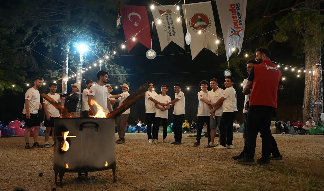 Büyükşehir Belediyesinin gençlik markası Pusula Maraş tarafından düzenlenen yaz kampları