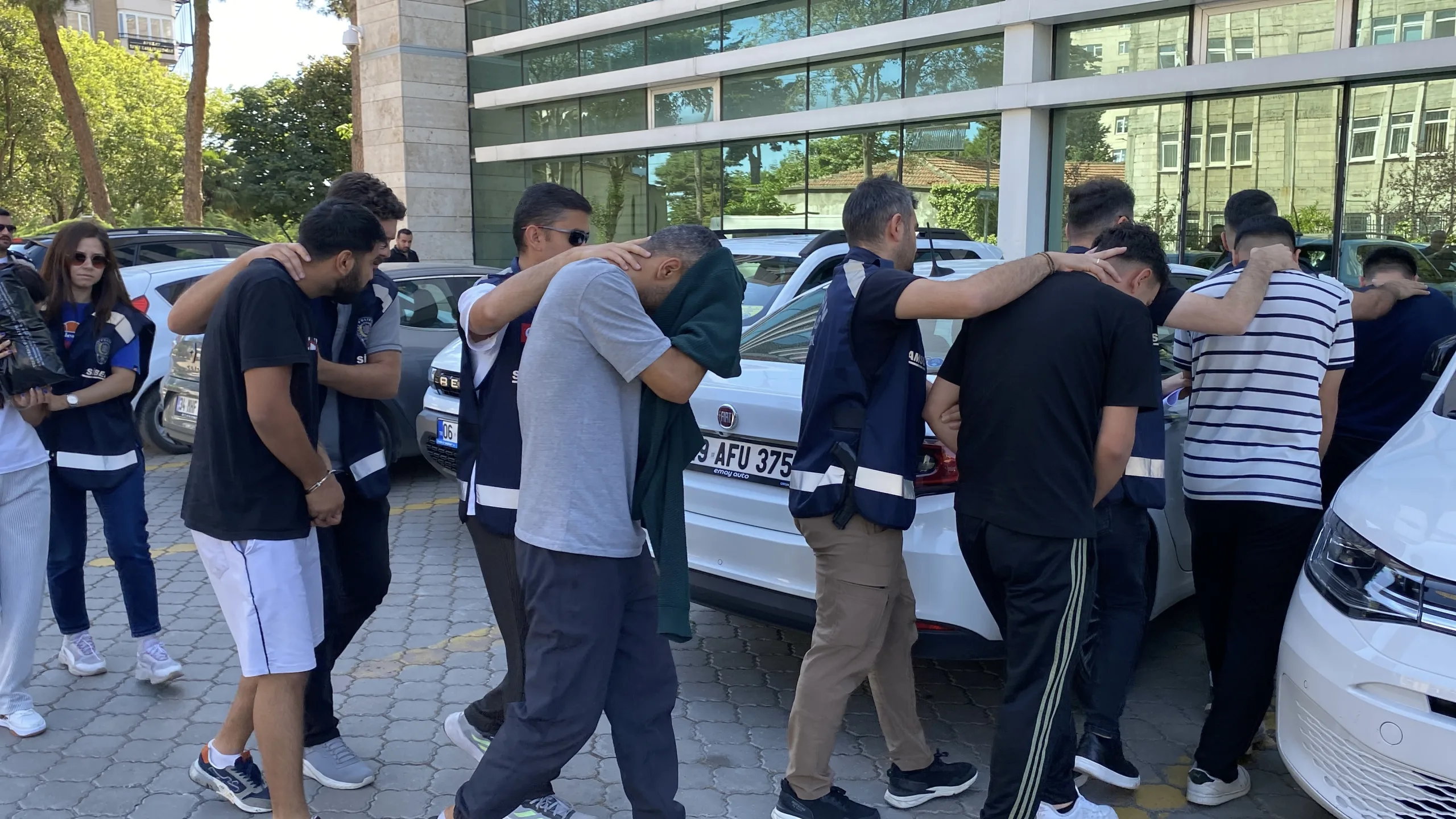 Kahramanmaraş’ta Dolandırıcılık Operasyonu: 7 Gözaltı