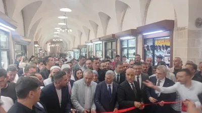 Restorasyon tamamlanan yaklaşık 6 asırlık mazisi olan Kahramanmaraş Tarihi Kapalı