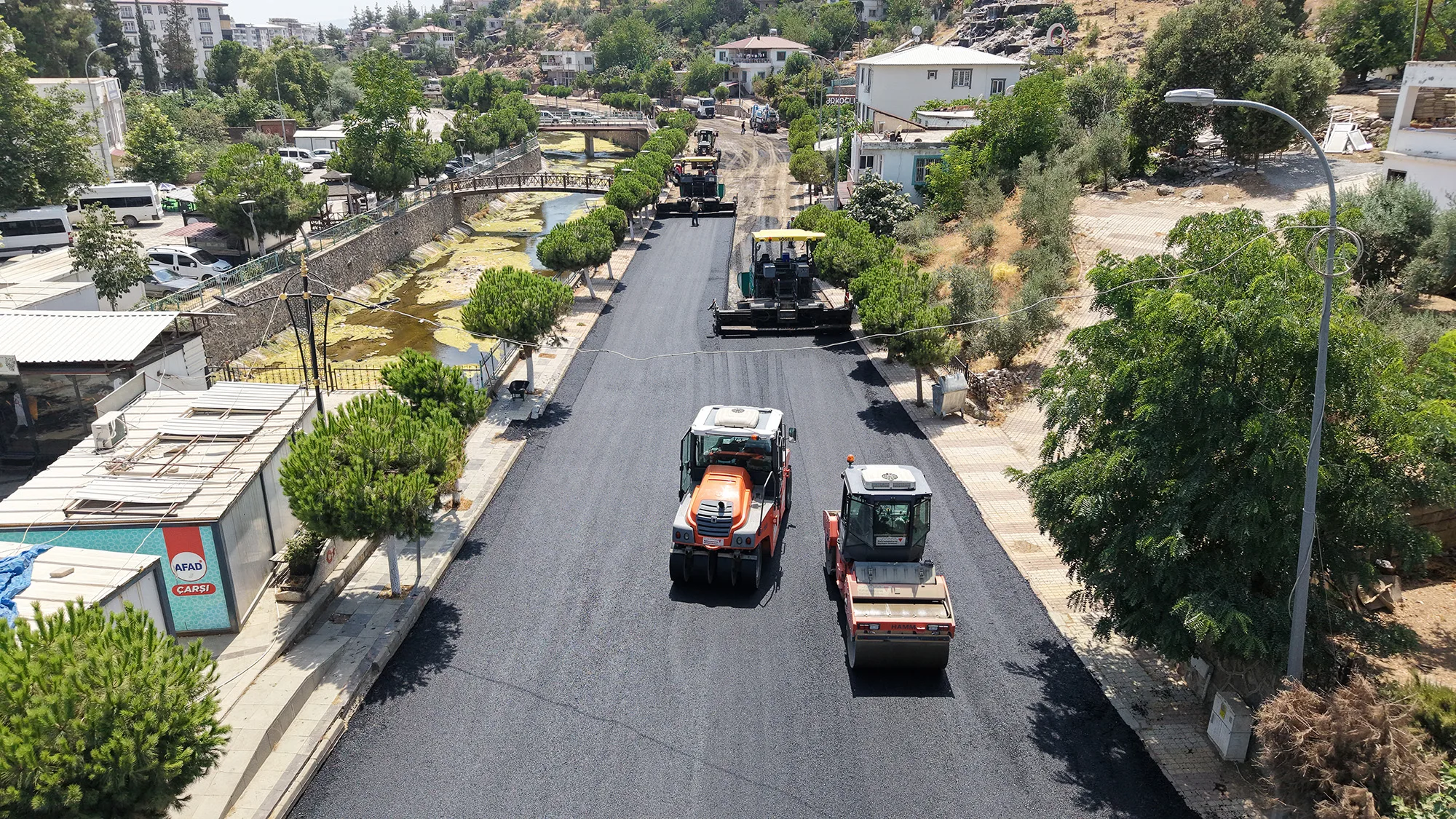 Kahramanmaraş Büyükşehir Belediyesi, Türkoğlu ilçesinin en işlek arterlerinden biri olan