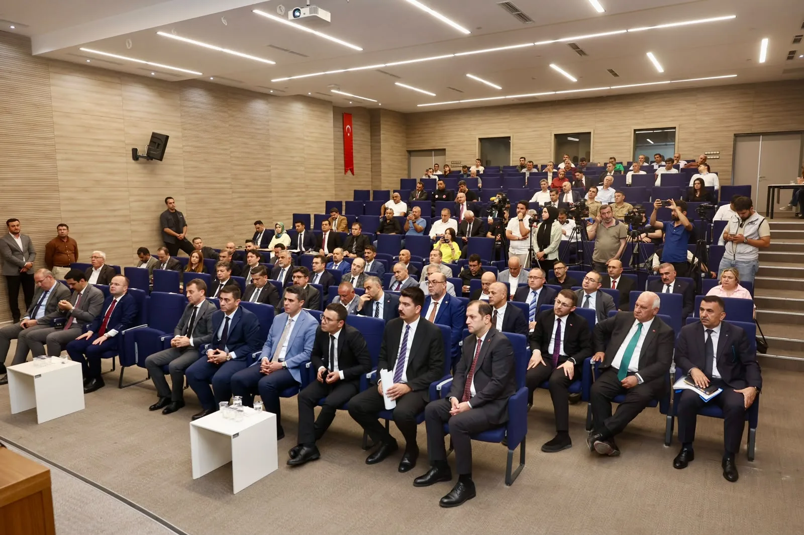 Kahramanmaraş İçin Kritik Zirve: Dev Sağlık Kompleksi ve Su Müjdesi!