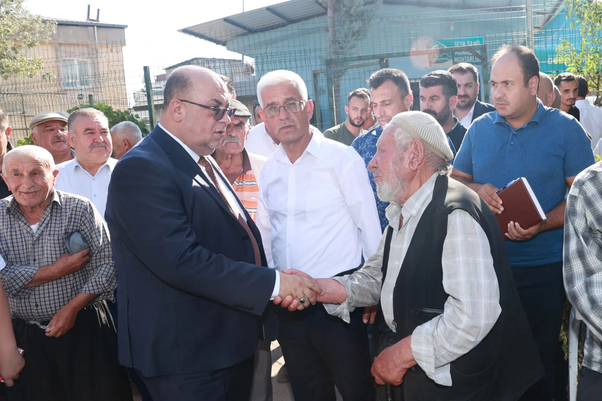 98.Buluşma Şeyh Şamil’de: Başkan Akpınar Sorunları Yerinde Çözdü!