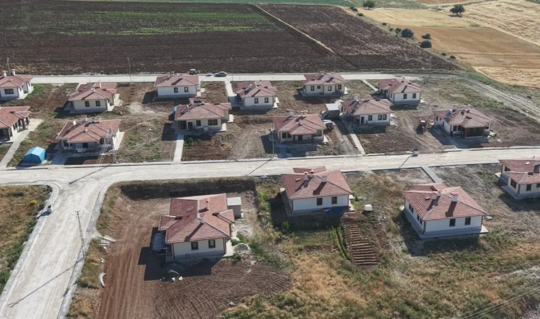 KASKİ, Afşin’e bağlı Nadır Mahallesi Köy Evleri bölgesinde yürüttüğü altyapı