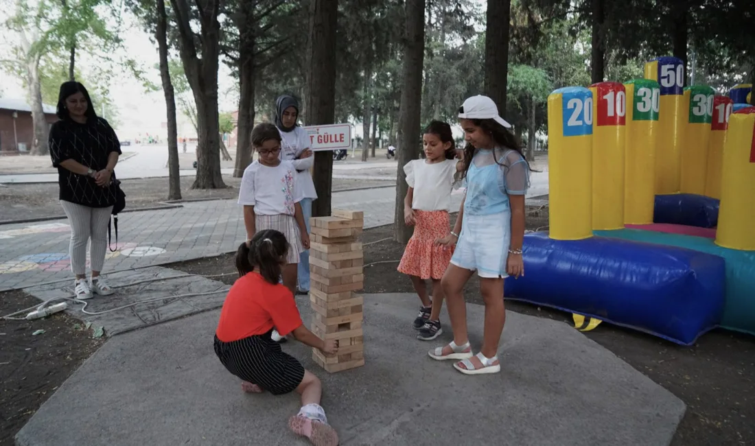 Kahramanmaraş Büyükşehir Belediyesi, Uluslararası Geleneksel Kahramanmaraş Ağustosu Fuarı'nın coşkusunu bu