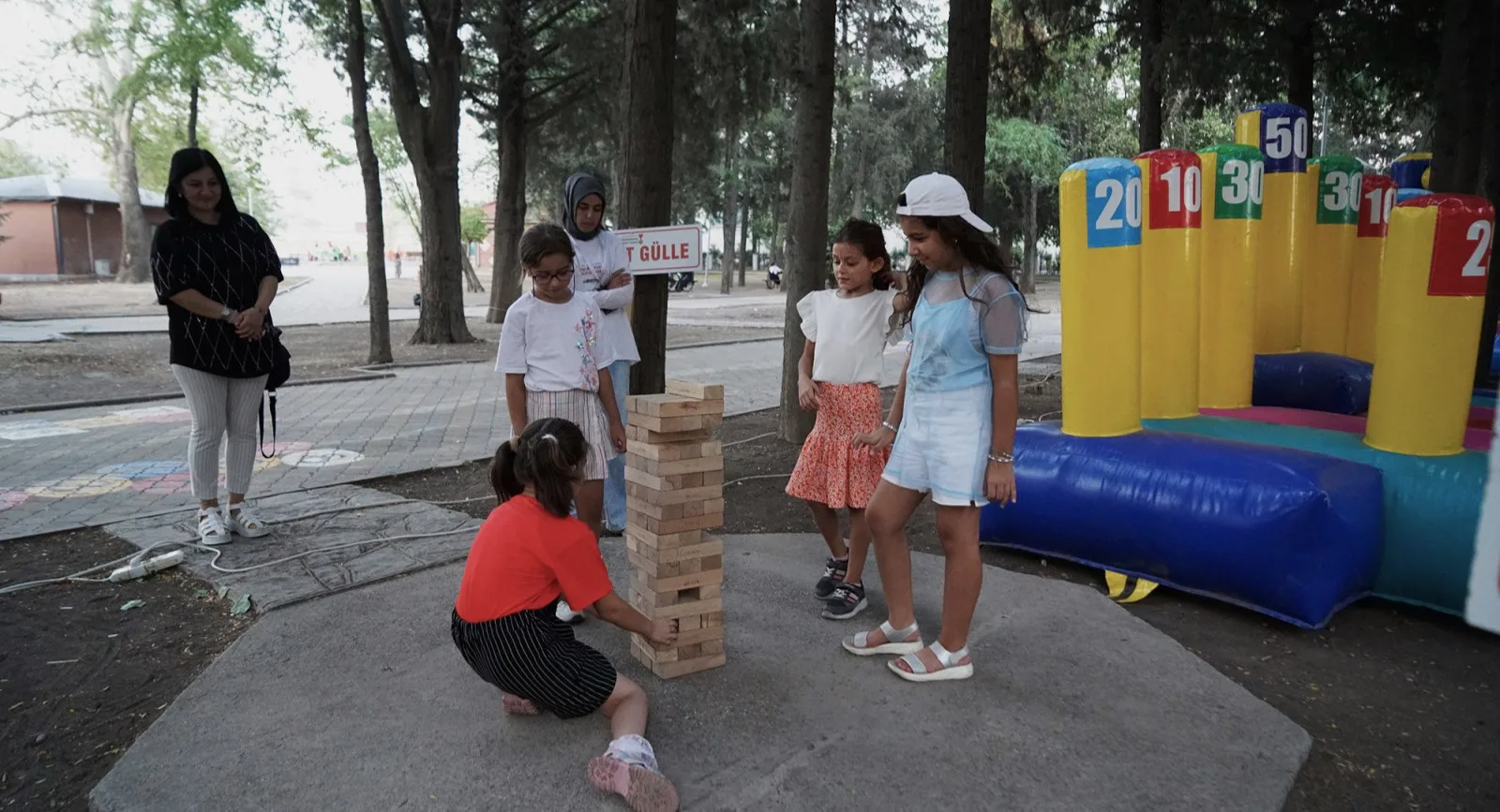 Kahramanmaraş Büyükşehir Belediyesi, Uluslararası Geleneksel Kahramanmaraş Ağustosu Fuarı'nın coşkusunu bu