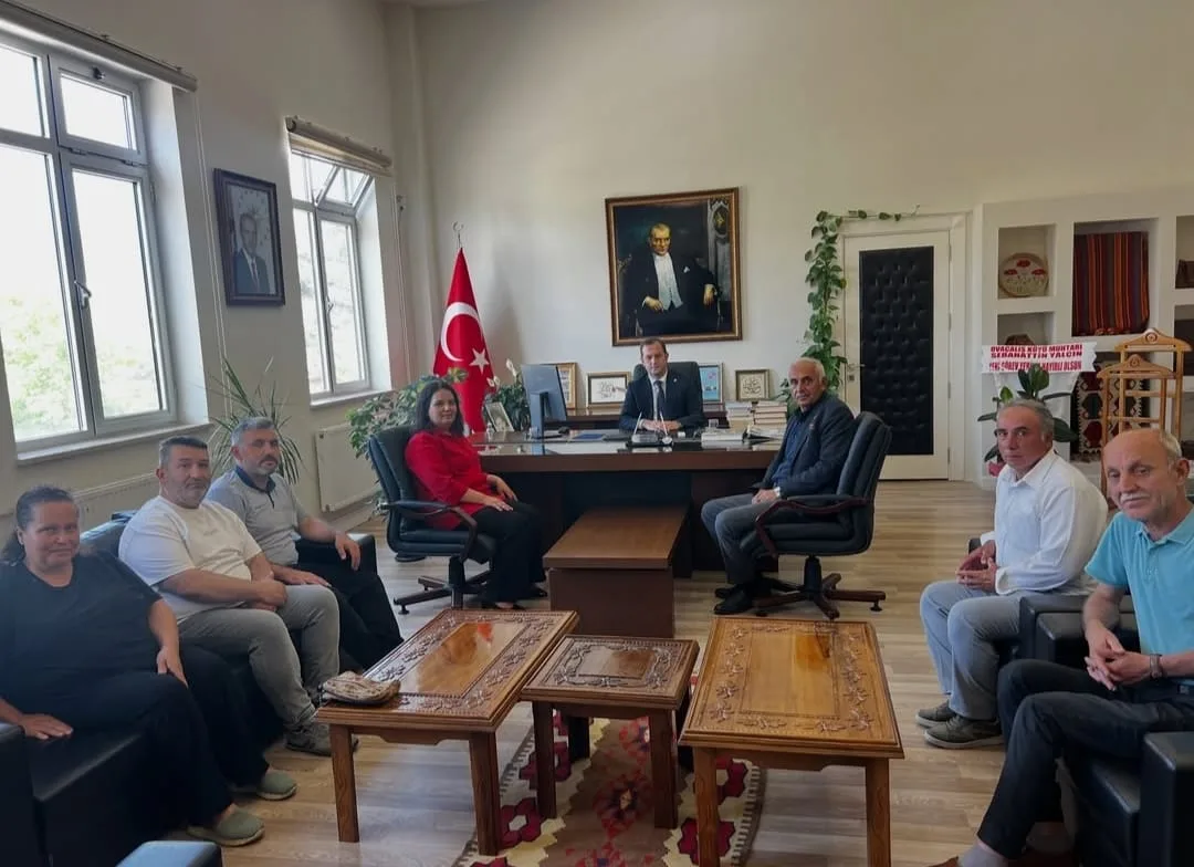 Andırın'da Siyasi Partilerden Kaymakam Ömer Bulut'a "Hayırlı Olsun" Ziyareti