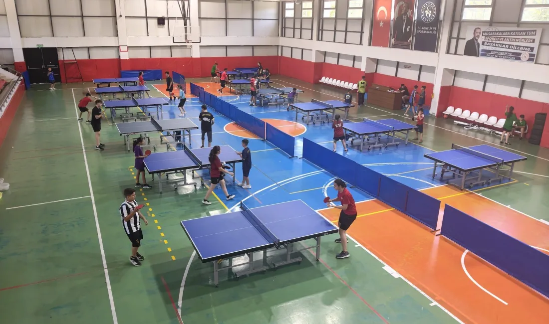 Kahramanmaraş’ın Andırın ilçesinde spor heyecanı tüm hızıyla sürüyor. İlçe kapalı