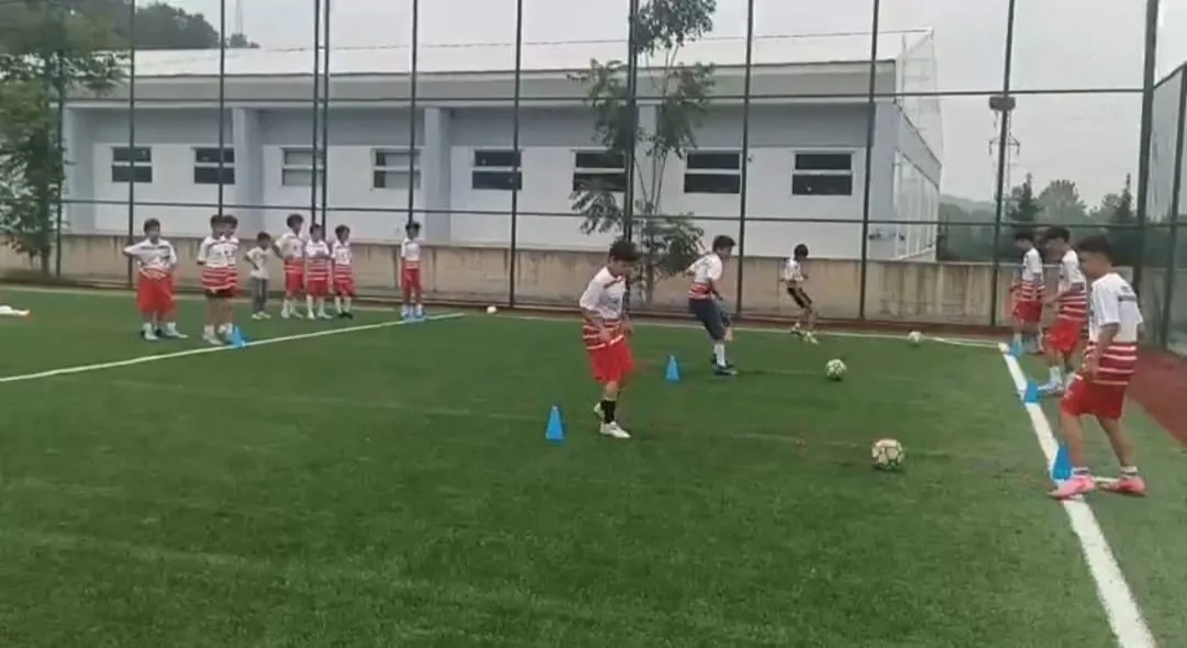 Andırın'da Yaz Spor Okulları Coşkuyla Devam Ediyor: Gençler Sporda Buluşuyor
