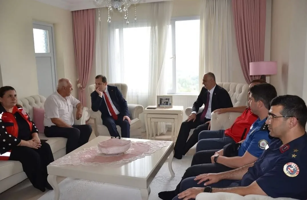 Andırın'da 15 Temmuz Vesilesiyle Şehit Ailelerine Anlamlı Ziyaret