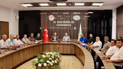 Andırın Belediye Başkanı ve beraberindeki mahalle muhtarları, ilçenin uzun süredir