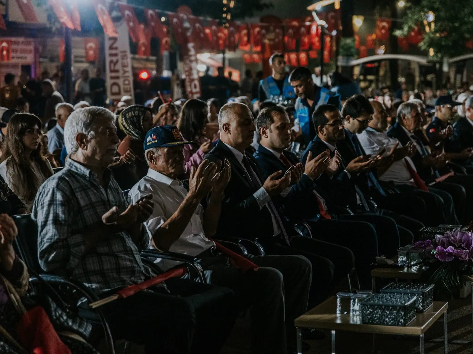 Andırın’da 15 Temmuz Ruhu Çığ Gibi Büyüdü: 10. Yılda Aynı İnanç ve Kararlılık! Andırın’da 15 Temmuz Ruhu Çığ Gibi Büyüdü: 10. Yılda Aynı İnanç ve Kararlılık!