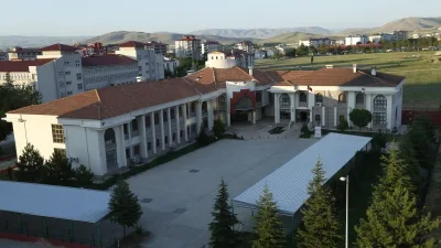Kahramanmaraş’ın Afşin ilçesinde bulunan hisseli bir ticari taşınmaz, icra takibi