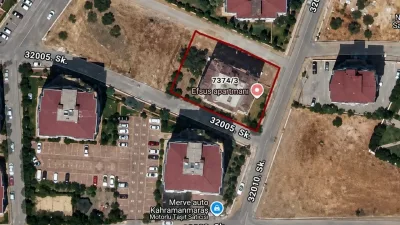 Onikişubat ilçesi Karamanlı Mahallesi sınırlarında bulunan 115 metrekarelik az hasarlı
