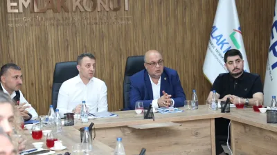Dulkadiroğlu Kaymakamı Hicabi Aytemür başkanlığında toplanan ilçe kurmayları ve kurum