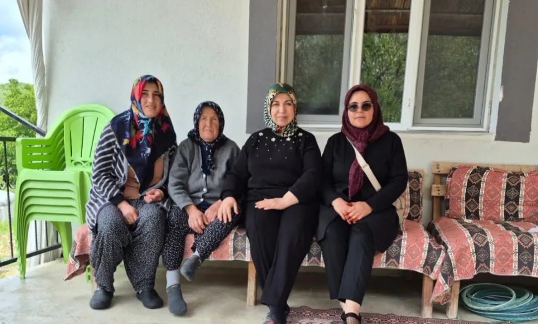 AK Parti Andırın Kadın Kolları, ilçe genelindeki mahalle ziyaretlerini sürdürüyor.