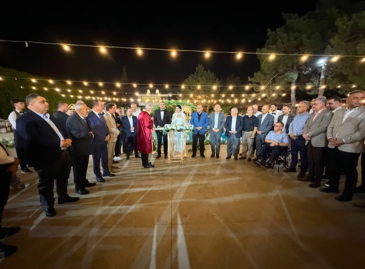 Andırınlı şahin gazeteci’nin mutluluğuna şahitlik etti!
