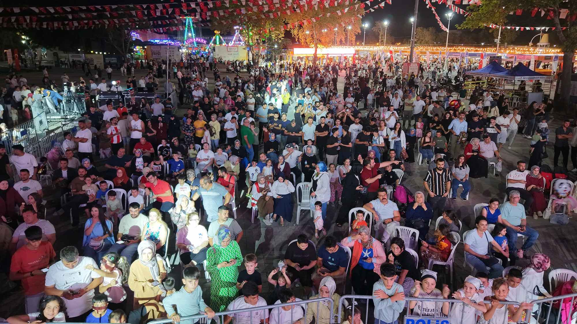 Büyükşehir KAFUM’da Miniklere Unutulmaz Eğlence Yaşattı Büyükşehir KAFUM’da Miniklere Unutulmaz Eğlence Yaşattı