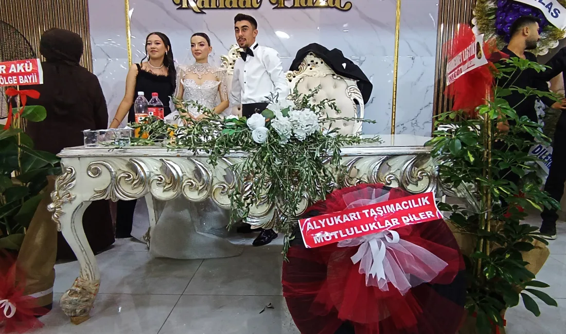 Oto lastik işi yapan Ahmet Göğebakan hayatını Melisa Göğebakan ile