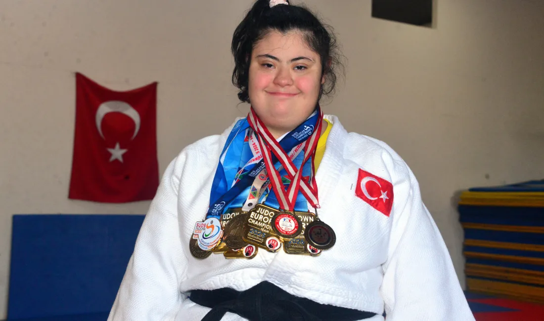 Kahramanmaraşlı Down sendromlu milli sporcu Zeynep Sude Bilginer, İsveç’te düzenlenen