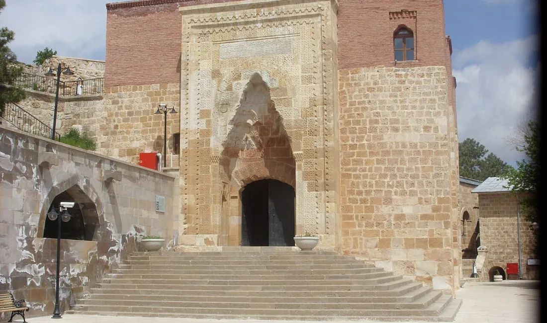 Kahramanmaraş, Afşin, Elbistan ve Göksun bölgesinin usta şairleri ve ozanları,