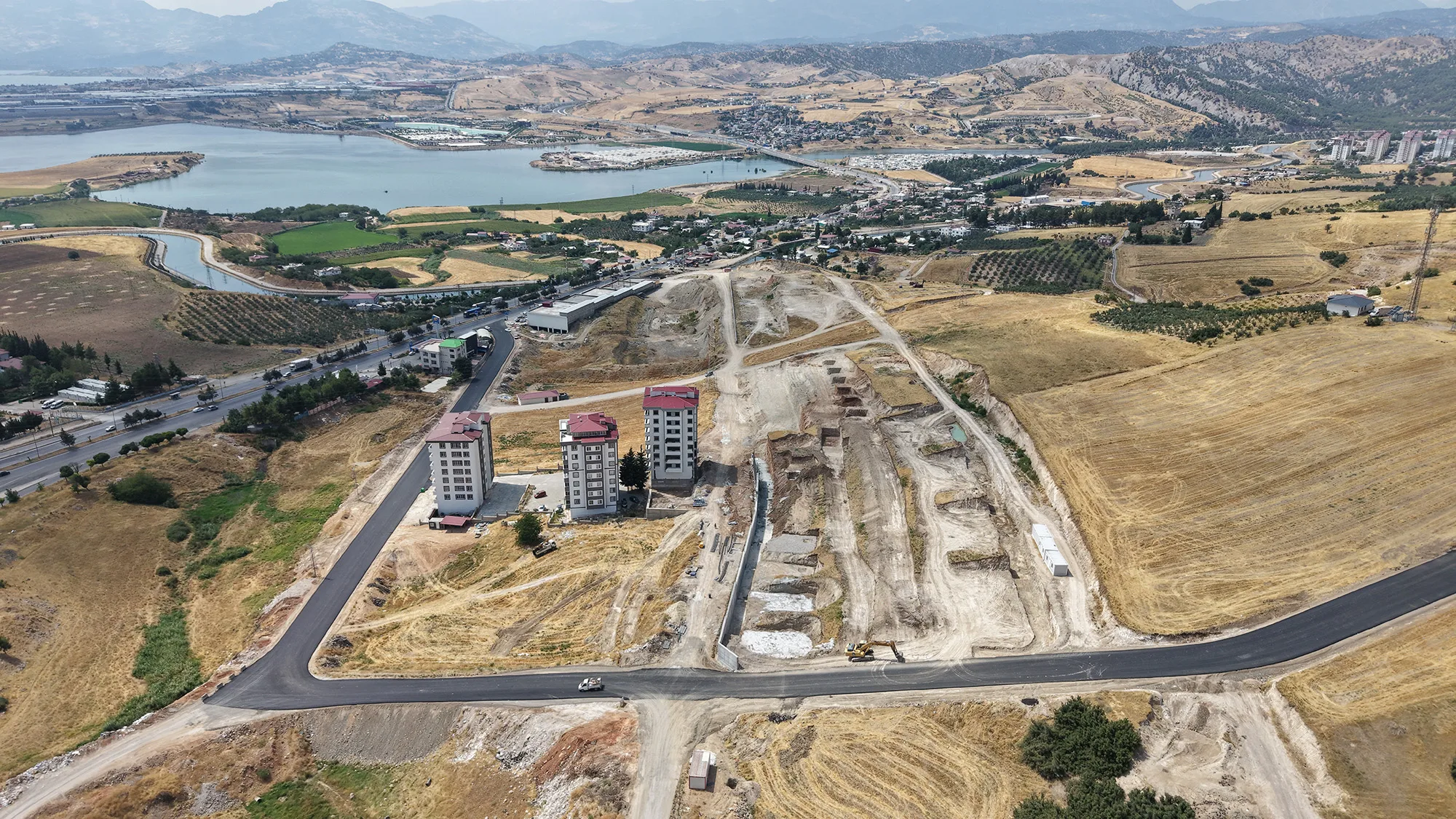 Büyükşehir’den Doğu – Batı Ulaşımına Alternatif Yol