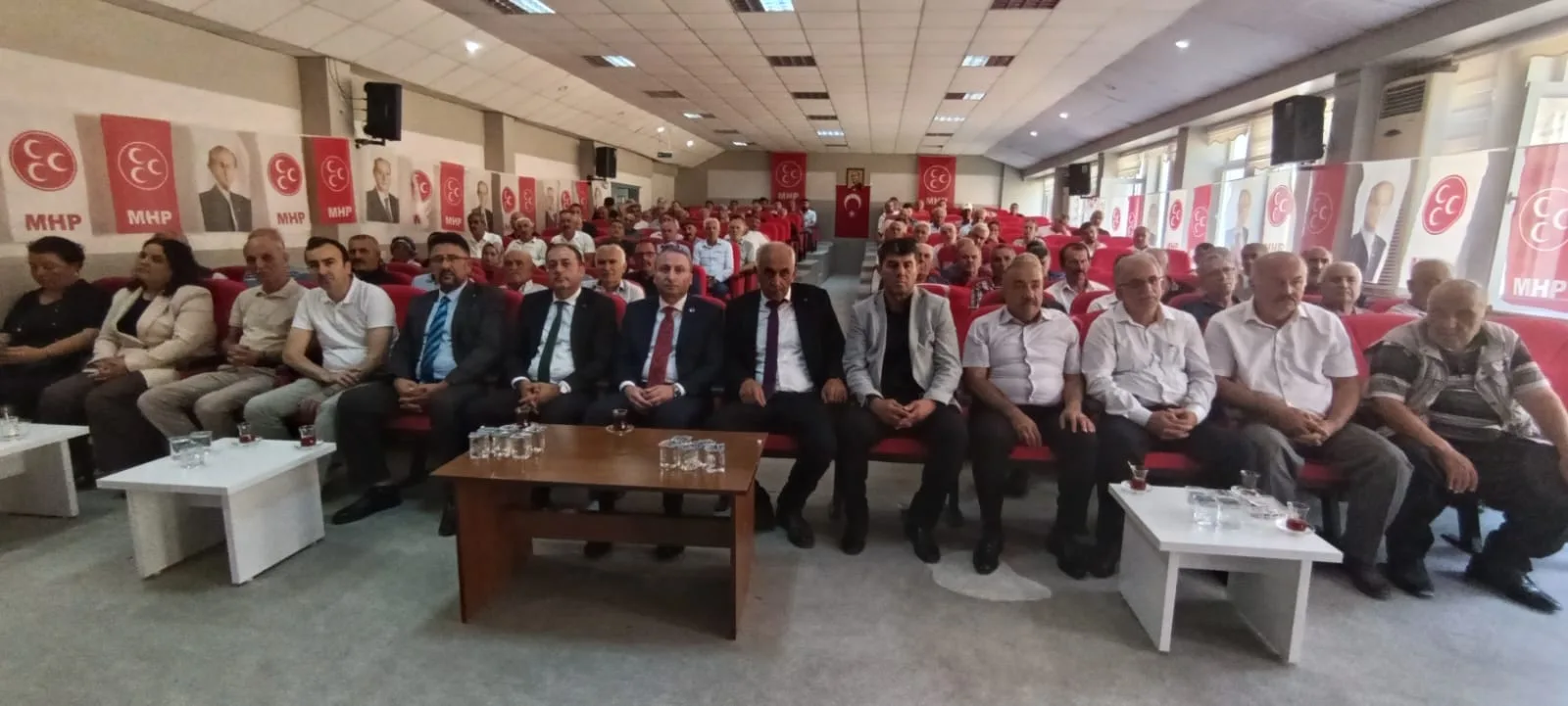 MHP Andırın’da Başkan Keleş Güven Tazeledi