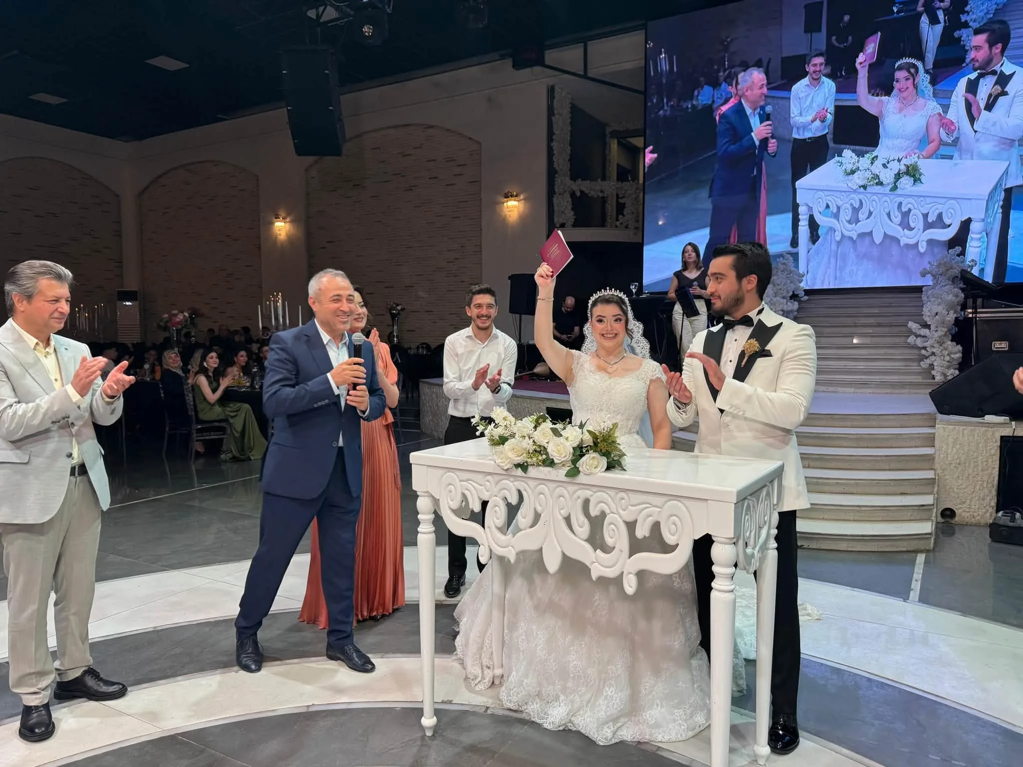 AK Partili Karatutlu Mutluluğa Ortak Oldu!