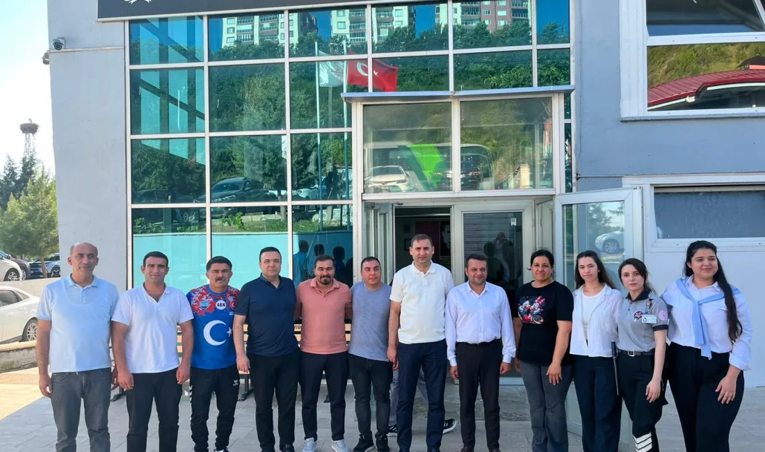 Kahramanmaraş Gençlik ve Spor İl Müdürü Yasin Özdemir ve beraberindeki
