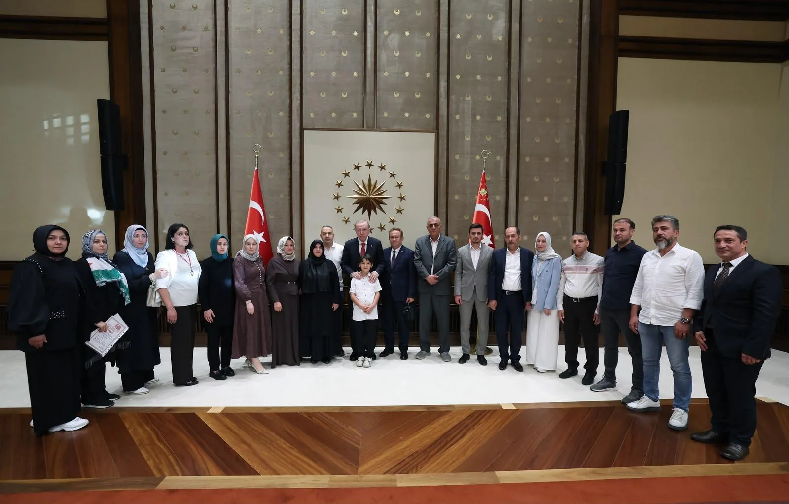 Acılı Baba Külliye’deki Geceyi Anlattı: “Olumlu Karşıladı”