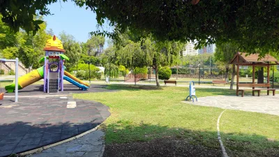 Akıllara durgunluk veren bir olay daha yaşandı. Parkta yan baktın