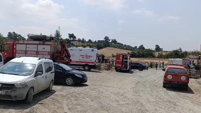 İçme suyu projesi kapsamında yürütülen çalışmalar sırasında göçük meydana geldi.