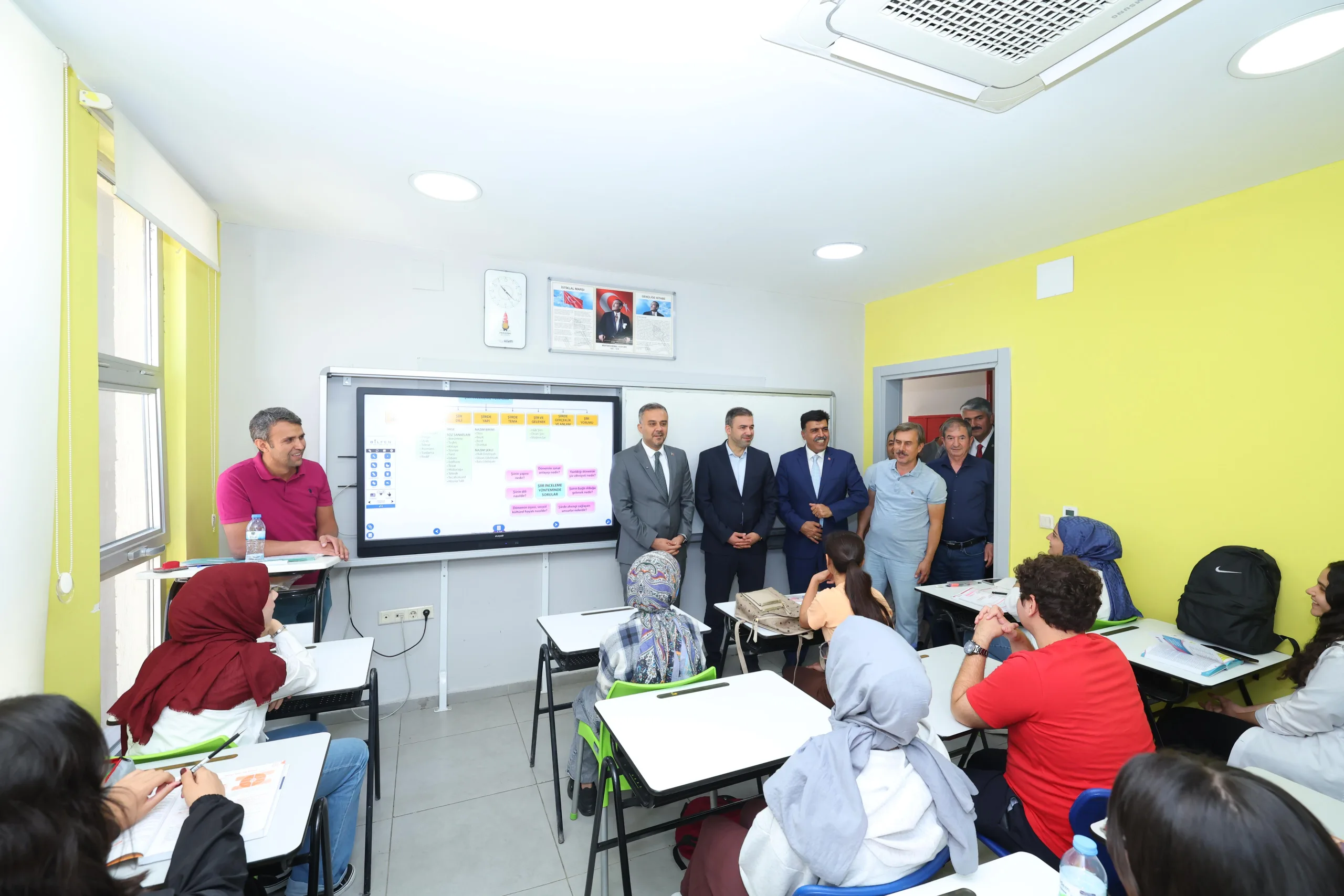 Ücretsiz Üniversite Kursunda Başvurular Sona Eriyor!