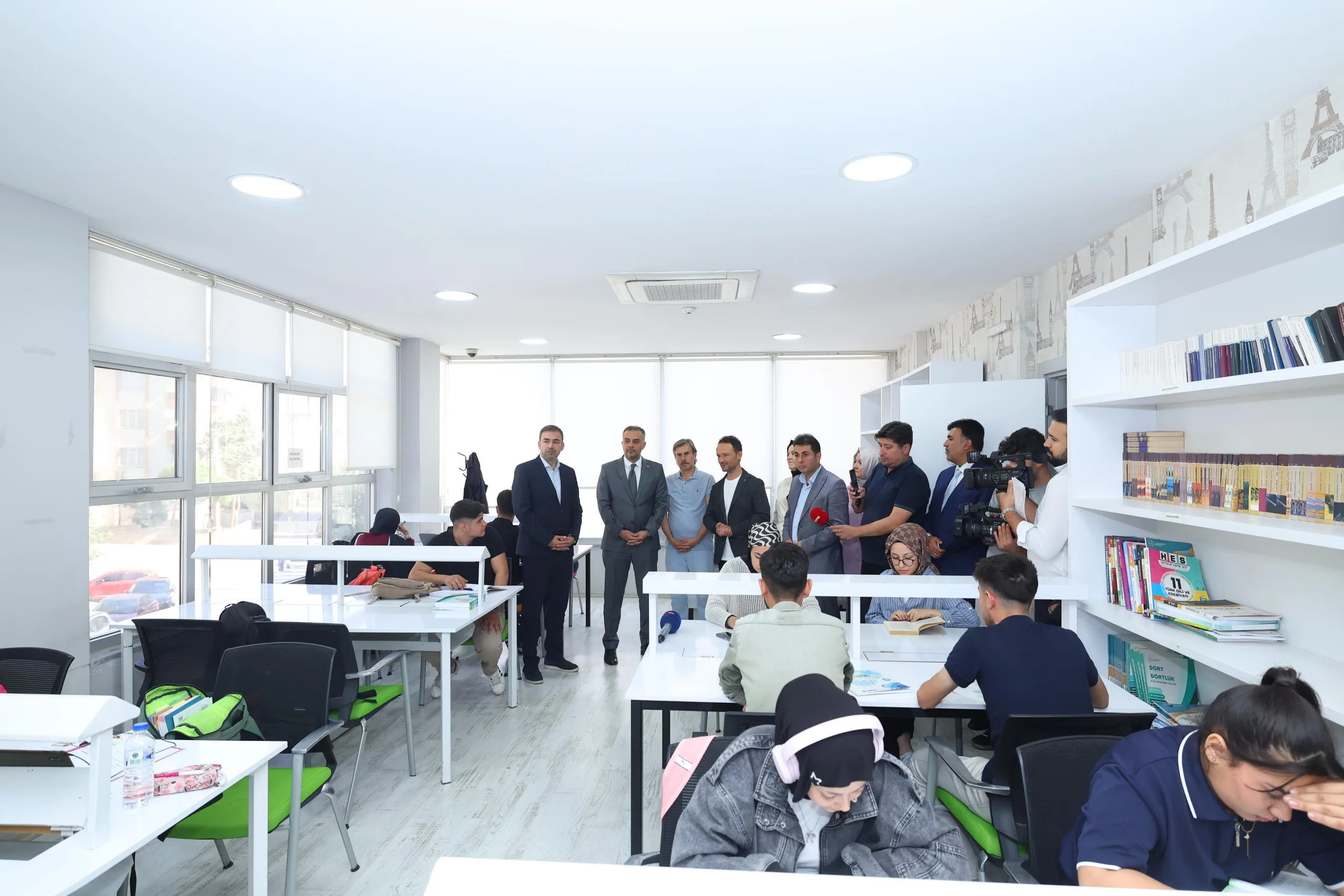 Ücretsiz Üniversite Kursunda Başvurular Sona Eriyor!