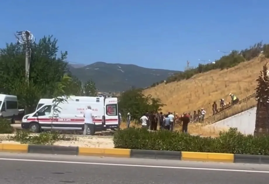 Otoyol'da can pazarı! Anne ve oğlu...