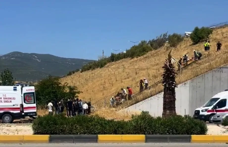 Otoyol'da can pazarı! Anne ve oğlu...