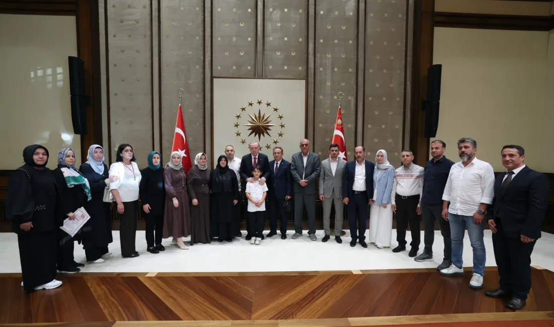 Kahramanmaraş’ta okul saldırısında hayatını Öğretmen Ayla Kara ve öğrencilerin aileleri,