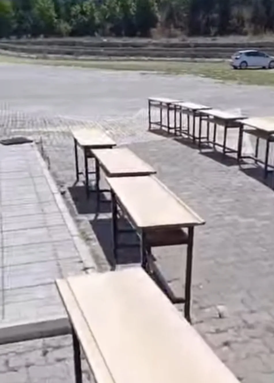 Andırın'da Örnek Davranış: Okul Sıraları Yenilendi!