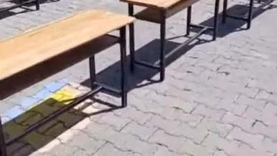 Kahramanmaraş’ın Andırın ilçesine bağlı Geben Mahallesi’nde, okul idarecileri ve personeli