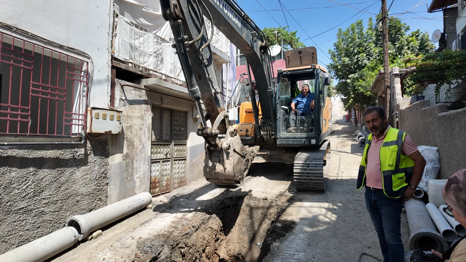 Barbaros Mahallesi’nde Kanalizasyon Altyapısı Güçleniyor!