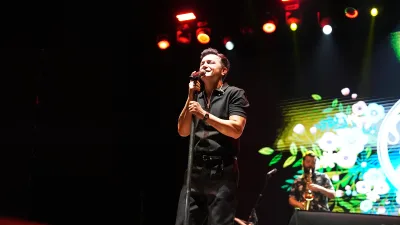 Kahramanmaraş Büyükşehir Belediyesi tarafından bu yıl "Ailecek Fuardayız" temasıyla düzenlenen