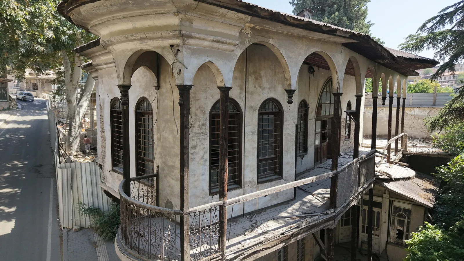 Asırlık Çiftaslan Konağı Restore Ediliyor Asırlık Çiftaslan Konağı Restore Ediliyor