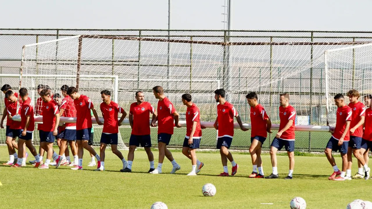 Kahramanmaraş İstiklalspor Afyonkarahisar Kampını Tamamladı!