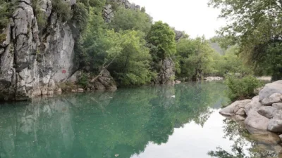 Güzelliğiyle ziyaretçileri büyüleyen doğa harikası Kanlıböğet'e girişlerde ücret sistemi geliyor.