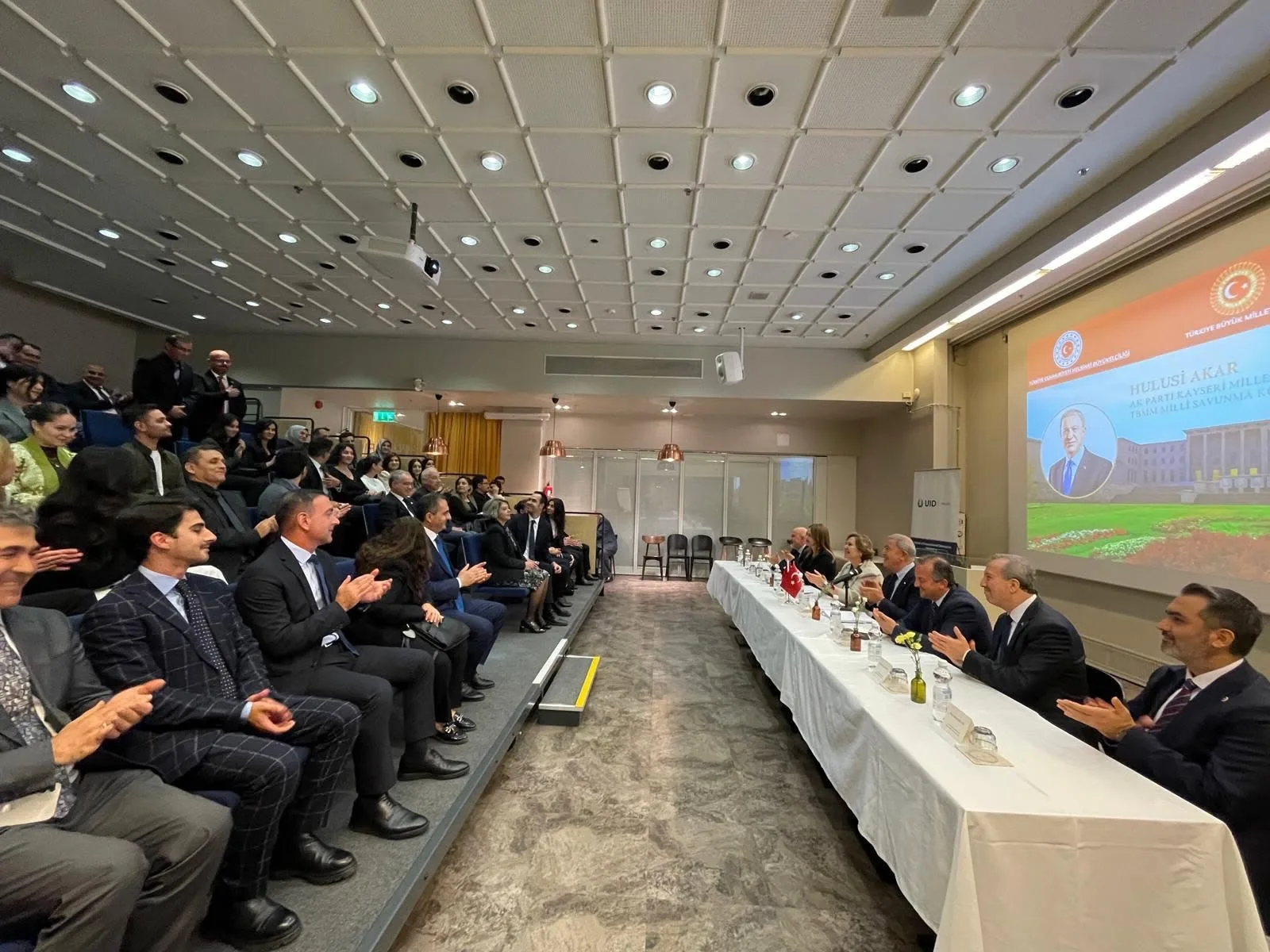 Mhp’li karakoç’tan finlandiya çıkarması!