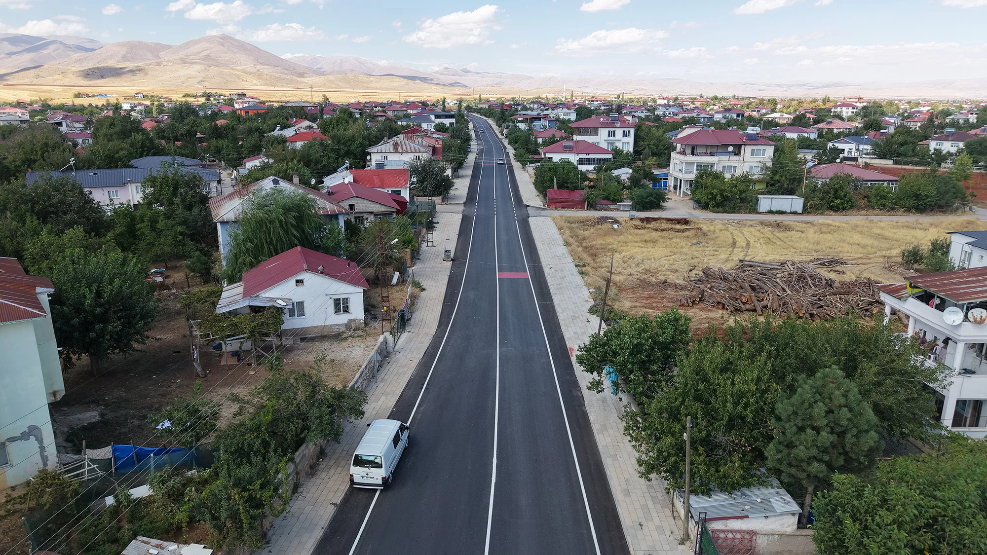 Büyükşehir’den afşin’e "otoban gibi" yeni yol!