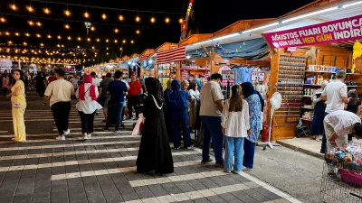Kahramanmaraş Büyükşehir Belediyesi tarafından düzenlenen Uluslararası Geleneksel Ağustos Fuarı, vatandaşlara